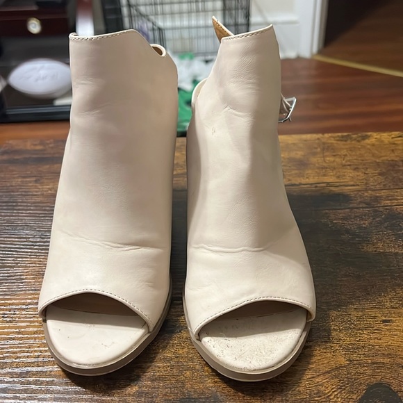 dolce vita ankle shoes